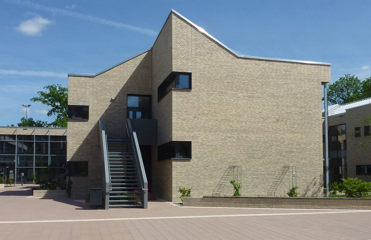 Neubau der Grundschule Niederheide in Hohen Neuendorf mit BNB-Gold-Zertifizierung