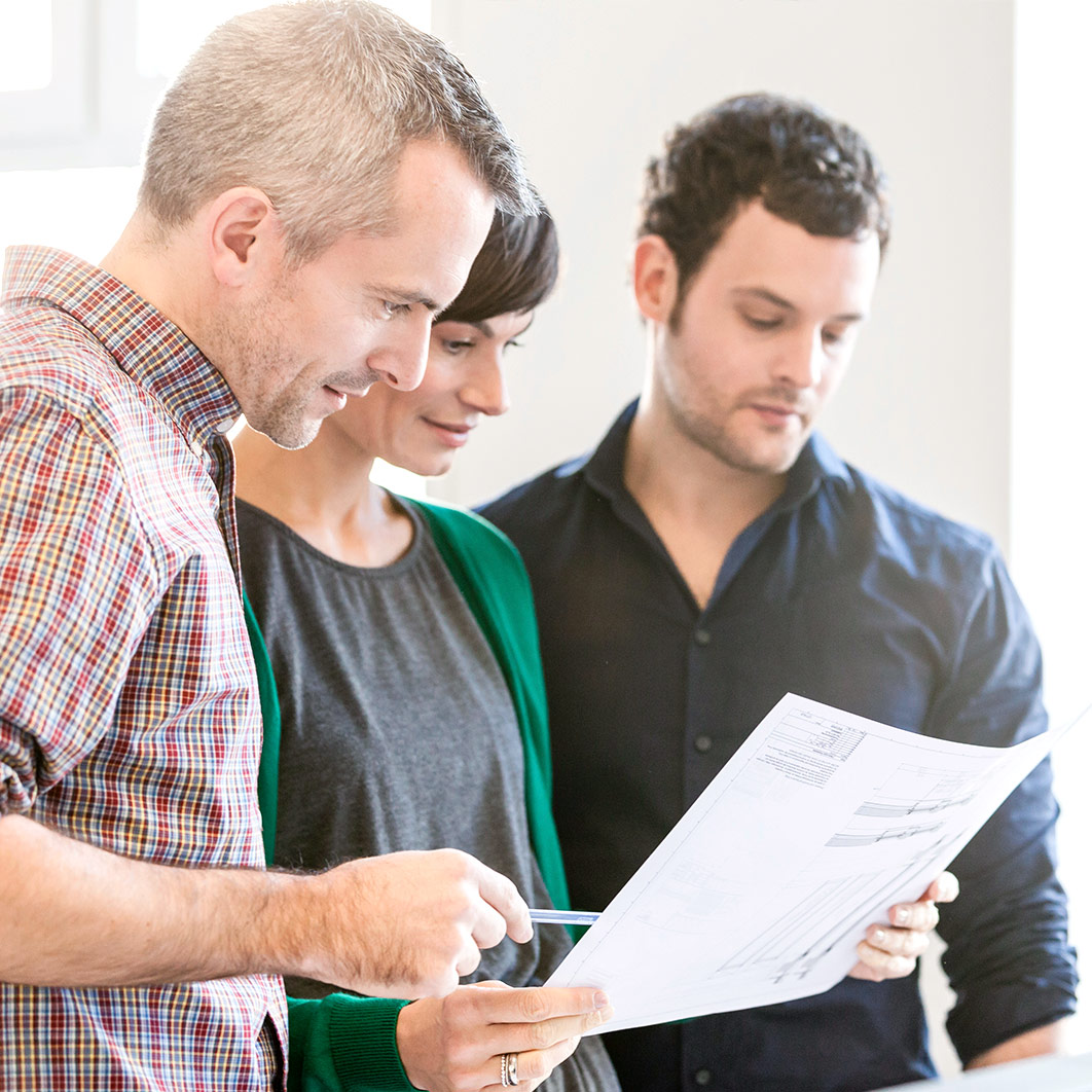 Fachliche Analyse von Unterlagen zur Entwicklung und Bewertung von Nachhaltigkeitszertifizierungssystemen